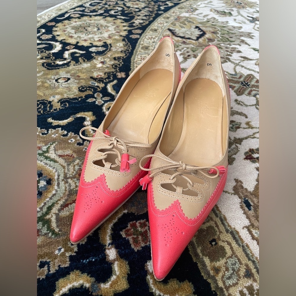 Hermes “Ghillie” Tassled Leather Kitten Heels